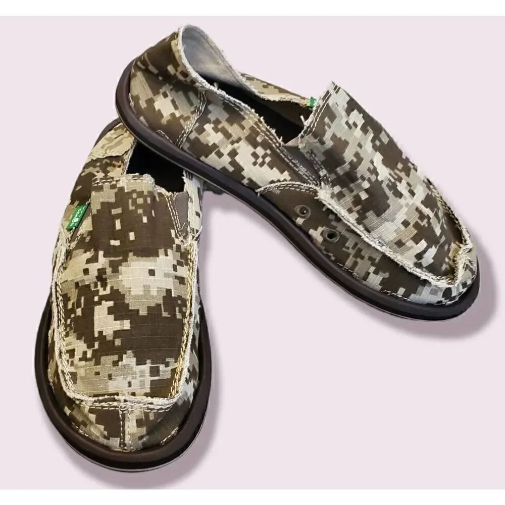 Sanuk Vagabond Slip On Canvas Sidewalk Surfers Shoes Size 5 US Digital Camo